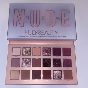 Huda Beauty The New Nude Eyeshadow Palette